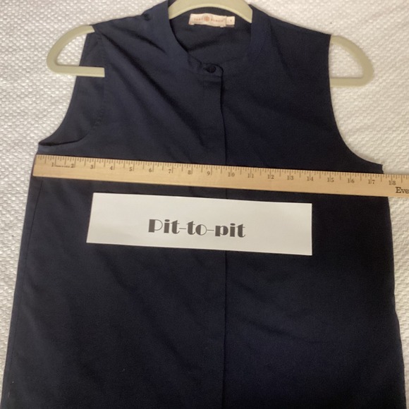 Tory Burch Sleeveless Top Button Down Collared Blouse Blue Size 4 Hidden Buttons - Picture 9 of 14